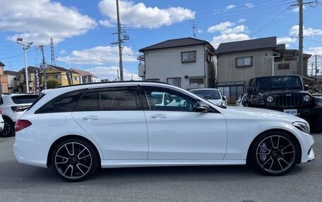 Mercedes-Benz C-Класс, 2017 год, 1 398 000 рублей, 3 фотография