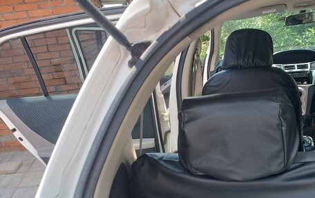 Toyota Vitz, 2006 год, 510 000 рублей, 18 фотография
