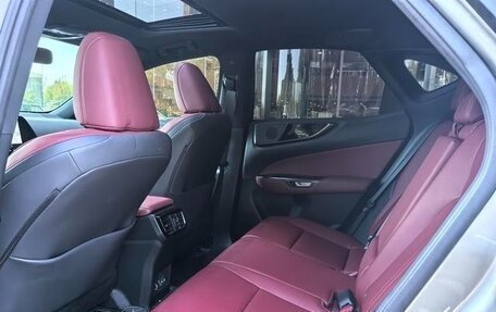 Lexus NX, 2021 год, 3 130 000 рублей, 17 фотография
