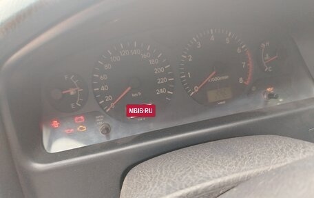 Toyota Avensis III рестайлинг, 1999 год, 320 000 рублей, 4 фотография