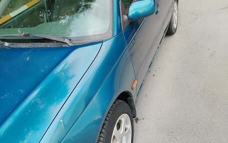 Toyota Avensis III рестайлинг, 1999 год, 320 000 рублей, 8 фотография