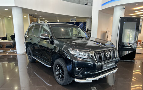 Toyota Land Cruiser Prado 150 рестайлинг 2, 2021 год, 5 777 000 рублей, 3 фотография
