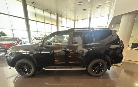 Toyota Land Cruiser Prado 150 рестайлинг 2, 2021 год, 5 777 000 рублей, 8 фотография
