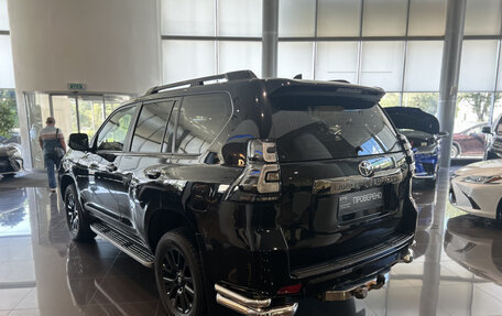 Toyota Land Cruiser Prado 150 рестайлинг 2, 2021 год, 5 777 000 рублей, 7 фотография