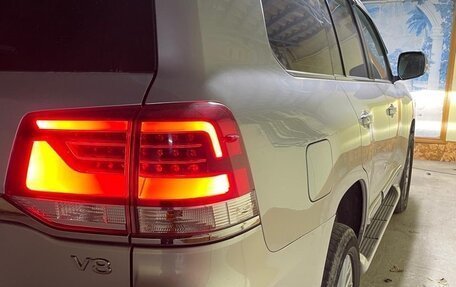 Toyota Land Cruiser 200, 2015 год, 6 550 000 рублей, 19 фотография