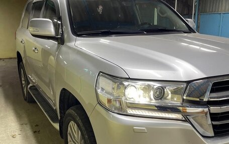 Toyota Land Cruiser 200, 2015 год, 6 550 000 рублей, 15 фотография