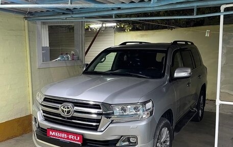 Toyota Land Cruiser 200, 2015 год, 6 550 000 рублей, 13 фотография