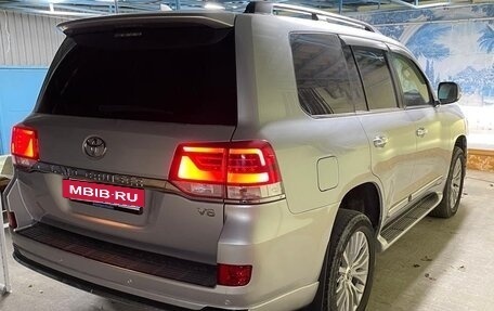 Toyota Land Cruiser 200, 2015 год, 6 550 000 рублей, 18 фотография