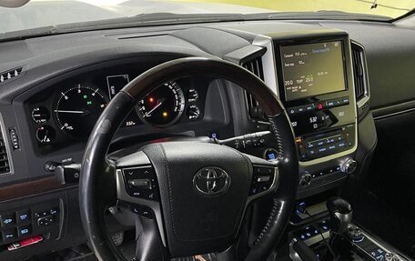 Toyota Land Cruiser 200, 2015 год, 6 550 000 рублей, 22 фотография