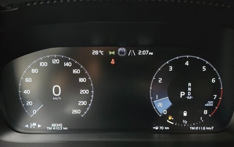 Volvo V60 Cross Country II, 2020 год, 3 470 000 рублей, 8 фотография