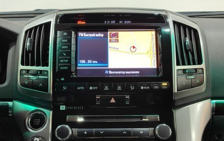 Toyota Land Cruiser 200, 2015 год, 3 700 000 рублей, 14 фотография