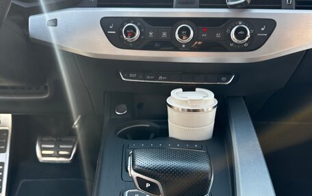 Audi A4, 2017 год, 2 180 000 рублей, 16 фотография