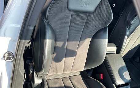 Audi A4, 2017 год, 2 180 000 рублей, 11 фотография