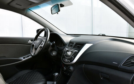 Hyundai Solaris II рестайлинг, 2012 год, 694 000 рублей, 10 фотография
