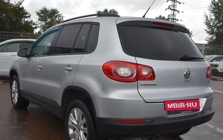 Volkswagen Tiguan I, 2010 год, 950 000 рублей, 4 фотография