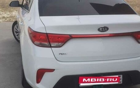 KIA Rio IV, 2017 год, 950 000 рублей, 5 фотография