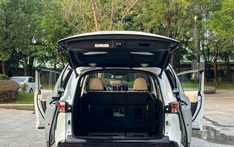 Toyota Sienna, 2021 год, 3 263 000 рублей, 25 фотография