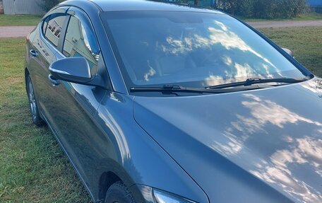 Hyundai Elantra VI рестайлинг, 2016 год, 1 550 000 рублей, 3 фотография