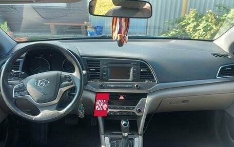 Hyundai Elantra VI рестайлинг, 2016 год, 1 550 000 рублей, 23 фотография