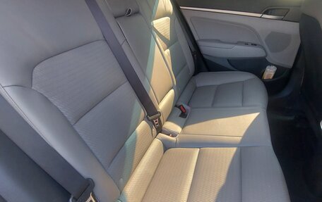 Hyundai Elantra VI рестайлинг, 2016 год, 1 550 000 рублей, 33 фотография