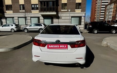 Toyota Camry, 2012 год, 1 530 000 рублей, 2 фотография