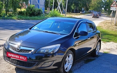 Opel Astra J, 2011 год, 750 000 рублей, 8 фотография