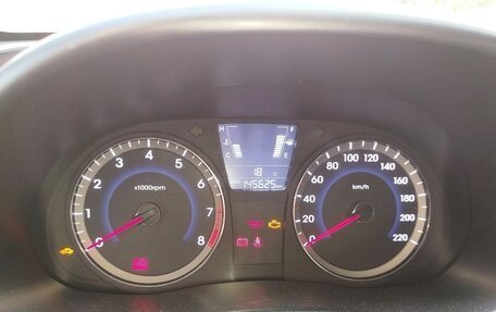 Hyundai Solaris II рестайлинг, 2013 год, 720 000 рублей, 3 фотография