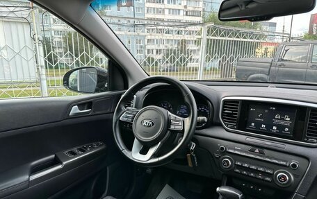 KIA Sportage IV рестайлинг, 2019 год, 1 999 000 рублей, 8 фотография