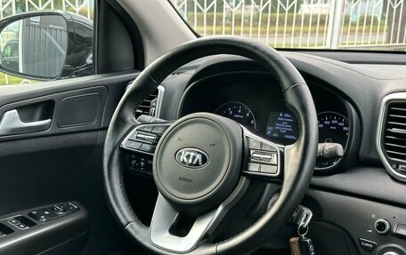 KIA Sportage IV рестайлинг, 2019 год, 1 999 000 рублей, 14 фотография