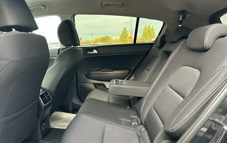 KIA Sportage IV рестайлинг, 2019 год, 1 999 000 рублей, 28 фотография