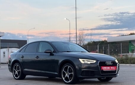 Audi A4, 2017 год, 1 899 999 рублей, 2 фотография