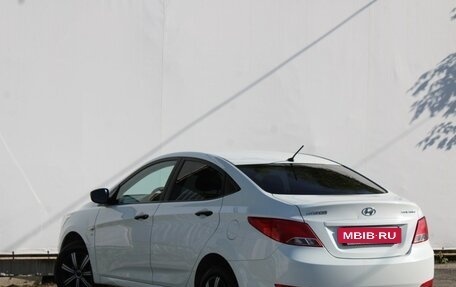Hyundai Solaris II рестайлинг, 2015 год, 850 000 рублей, 6 фотография
