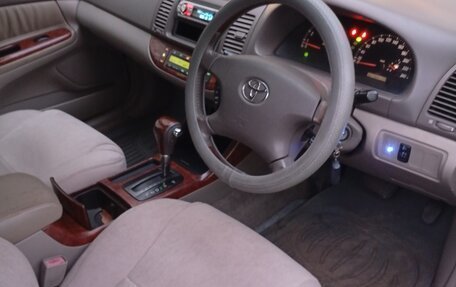 Toyota Camry V40, 2002 год, 680 000 рублей, 5 фотография