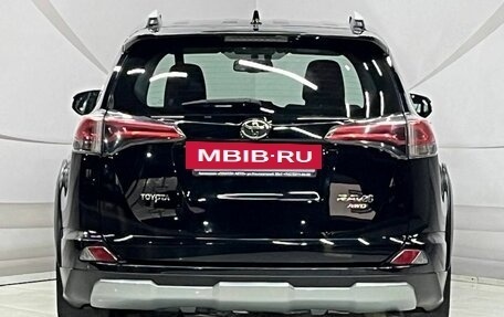 Toyota RAV4, 2018 год, 2 599 000 рублей, 6 фотография