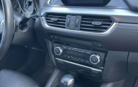 Mazda 6, 2016 год, 1 750 000 рублей, 11 фотография