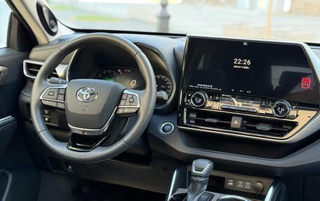 Toyota Highlander, 2025 год, 5 100 000 рублей, 10 фотография