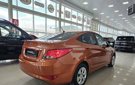 Hyundai Solaris II рестайлинг, 2015 год, 1 269 000 рублей, 9 фотография