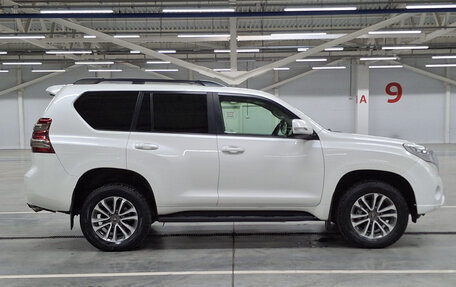 Toyota Land Cruiser Prado 150 рестайлинг 2, 2014 год, 3 290 000 рублей, 4 фотография