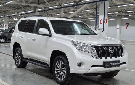 Toyota Land Cruiser Prado 150 рестайлинг 2, 2014 год, 3 290 000 рублей, 3 фотография