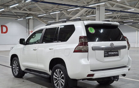 Toyota Land Cruiser Prado 150 рестайлинг 2, 2014 год, 3 290 000 рублей, 7 фотография