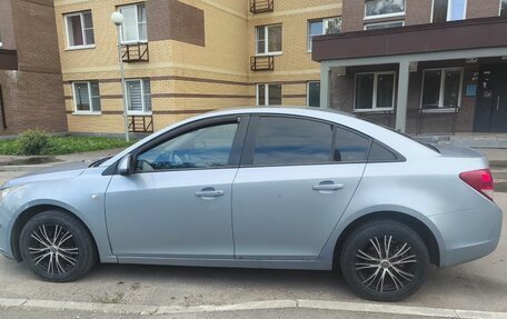 Chevrolet Cruze II, 2009 год, 700 000 рублей, 7 фотография