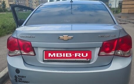 Chevrolet Cruze II, 2009 год, 700 000 рублей, 10 фотография