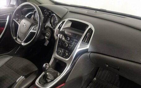Opel Astra J, 2013 год, 719 000 рублей, 8 фотография