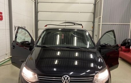 Volkswagen Polo VI (EU Market), 2011 год, 620 000 рублей, 36 фотография