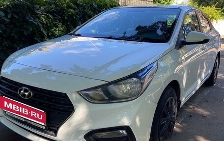 Hyundai Solaris II рестайлинг, 2017 год, 1 190 000 рублей, 2 фотография