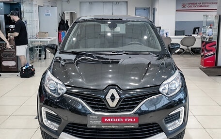 Renault Kaptur I рестайлинг, 2019 год, 1 799 000 рублей, 2 фотография