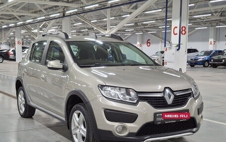 Renault Sandero II рестайлинг, 2017 год, 862 650 рублей, 3 фотография