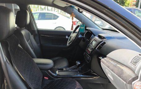KIA Sorento II рестайлинг, 2015 год, 1 680 000 рублей, 13 фотография