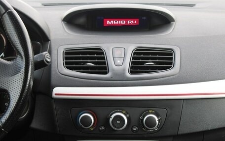 Renault Megane III, 2013 год, 700 000 рублей, 10 фотография