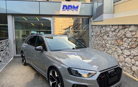 Audi RS 4, 2022 год, 5 900 000 рублей, 1 фотография